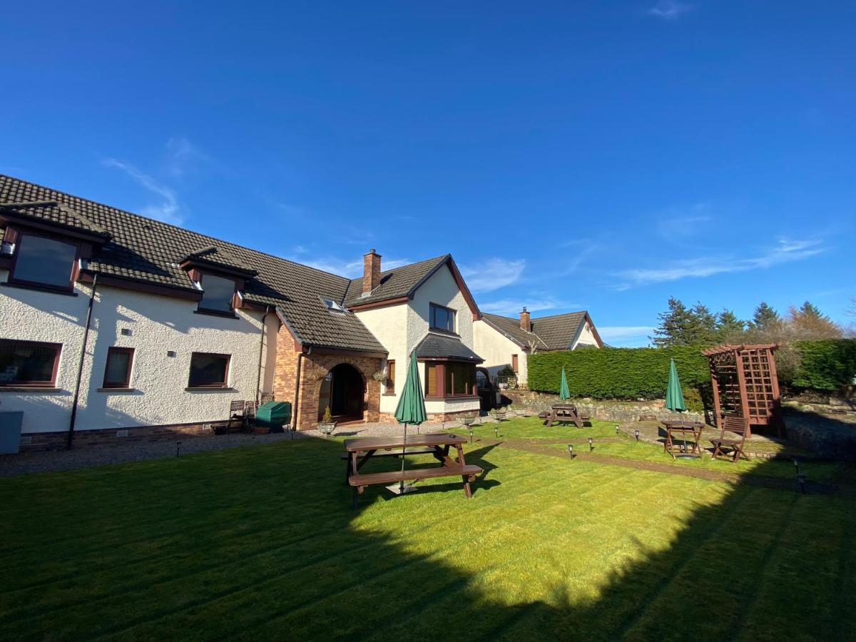 Highland Stays - Rushfield House Rooms Fort William Exterior photo